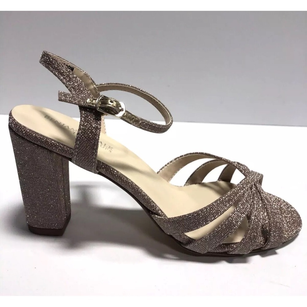 Touch Ups Women’s Benjamin Walk, Block Heeled Sandals, Size 8 W.